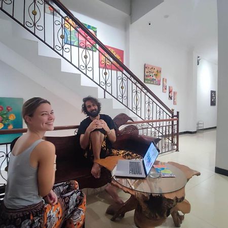 Fora Capsule Hostel Tuban קוטה לומבוק מראה חיצוני תמונה