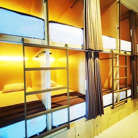 Fora Capsule Hostel Tuban קוטה לומבוק מראה חיצוני תמונה